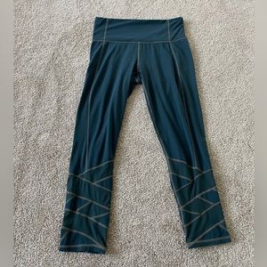 Athleta Mantra Mid Rise Mesh Workout Athletic Capri Leggings Women's Siz…